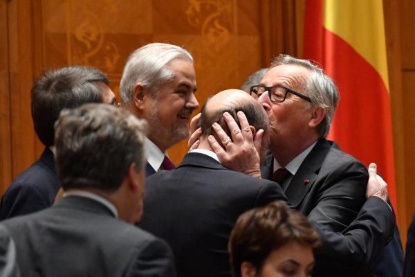de ce a pupat Junker chelia lui Traian Băsescu?