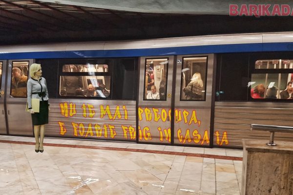 firea metrou vandalizat