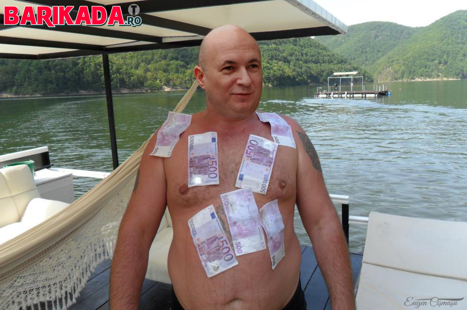 codrin stefanescu fotografie bani