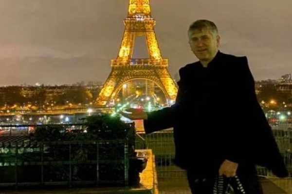 pomohaci paris