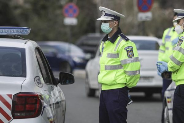 politisti curtea de arges