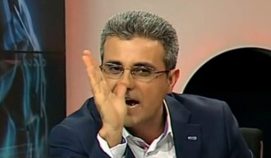 turcescu urla isteric