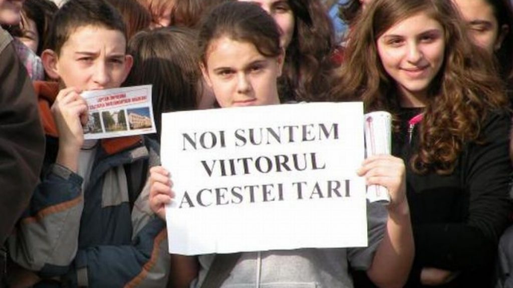 protest elevi bac religie