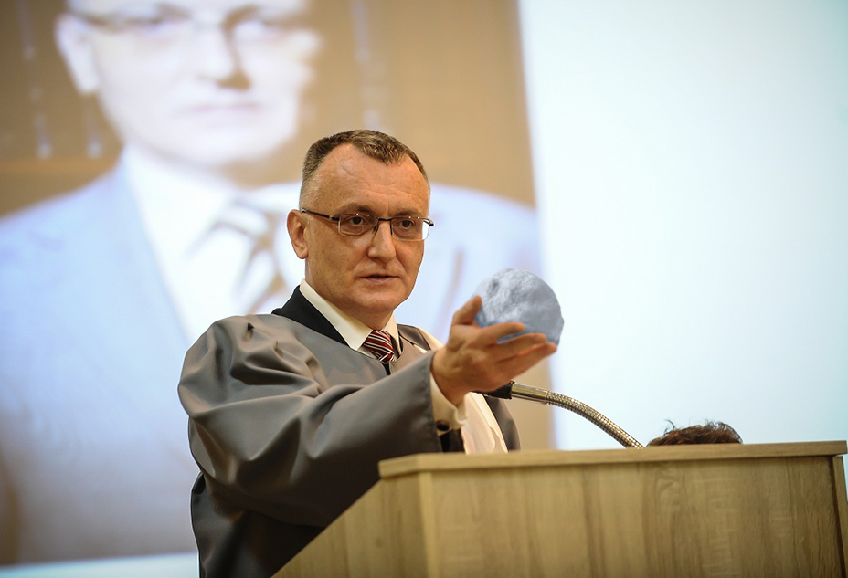 sorin cimpeanu frecatul cu zapada