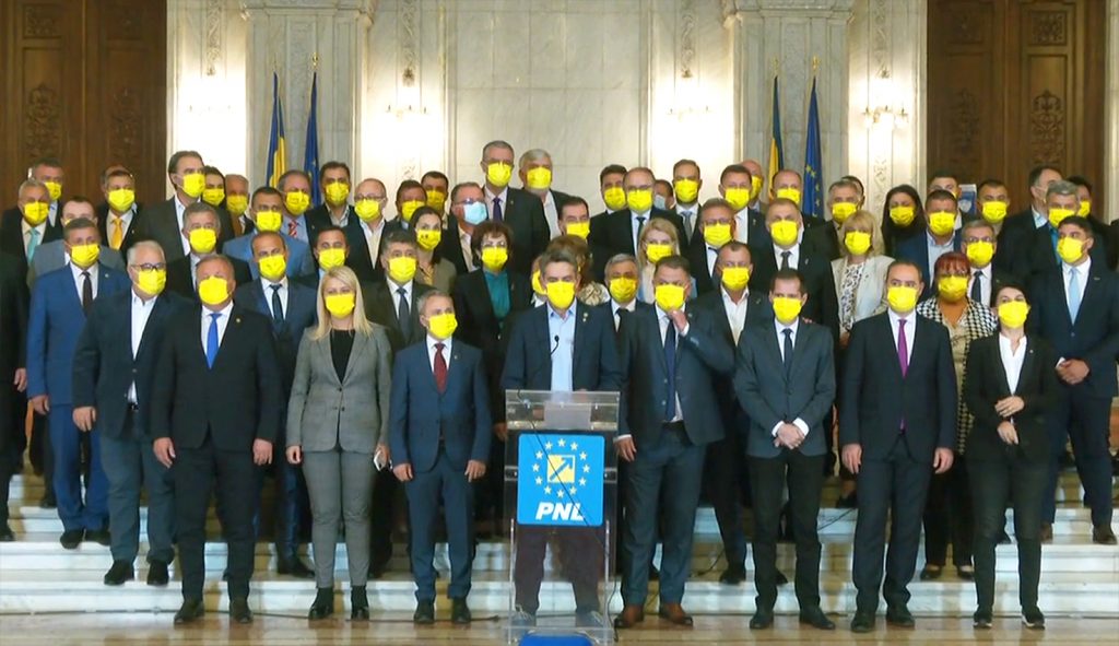 zeci de parlamentari si alesi locali PNL cer demisia lui Citu