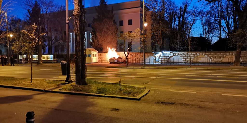 sofer sinucidere ambasada rusiei