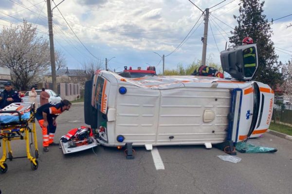accident ambulanta urziceni